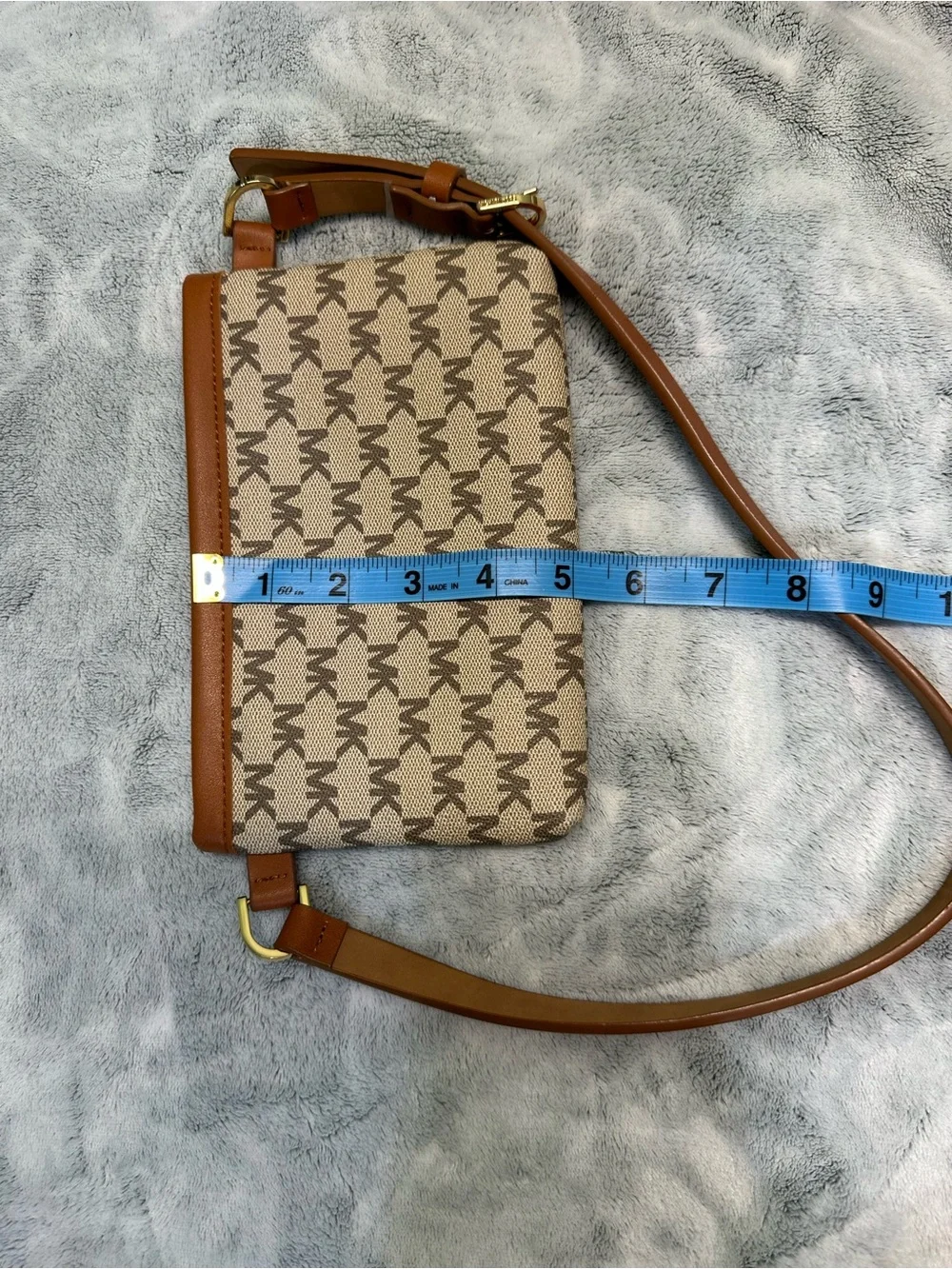 Michael Kors Signature Logo belt bag in Beige and Brown